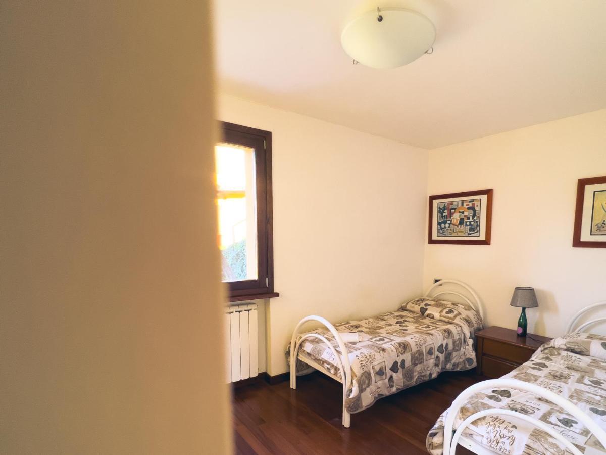 Tenuta Monteoliveto - Family Cottage - Agriturismo Nelle Langhe Vesime Exteriör bild